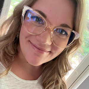 Meet your Posher, Megan